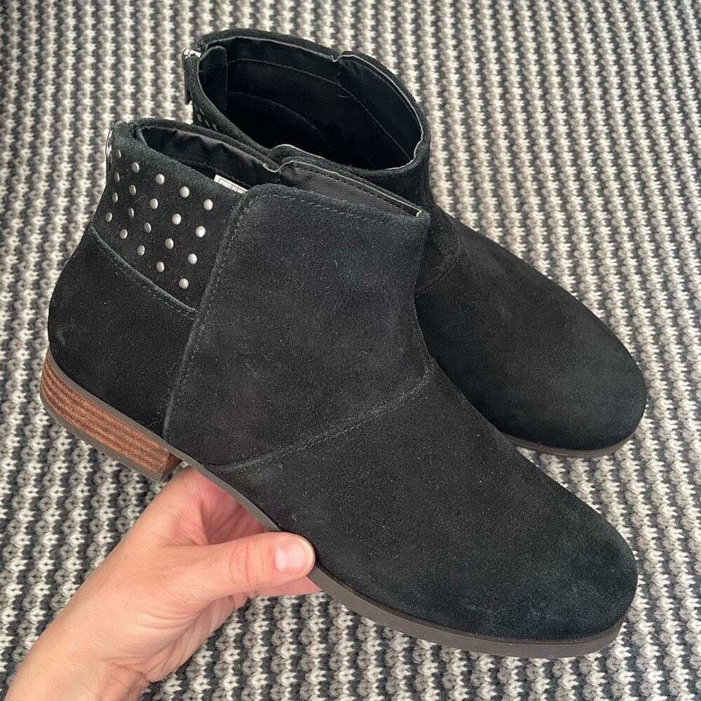Koolaburra by Ugg Giyah Black Suede Studded Ankle Boots Women’s Shoe Size 9.5